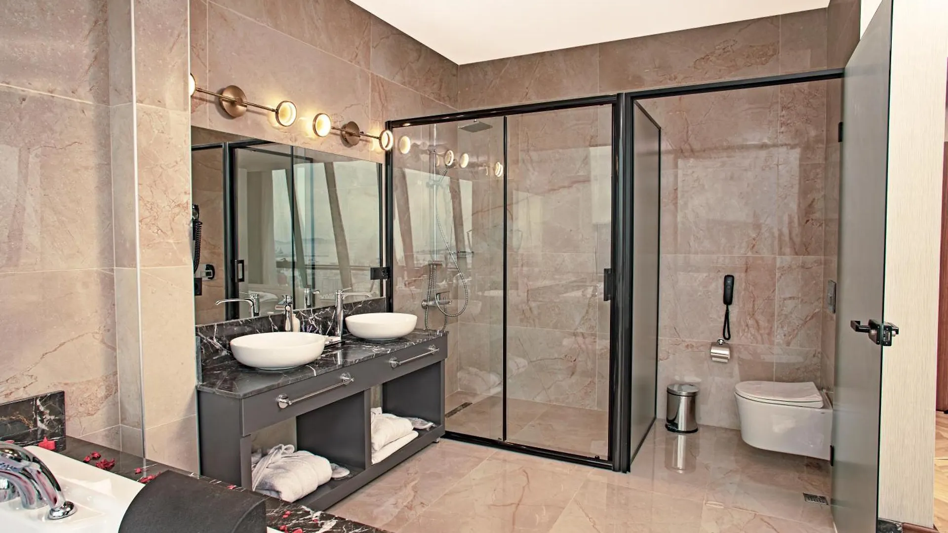 Moncher Hotel Istanbul